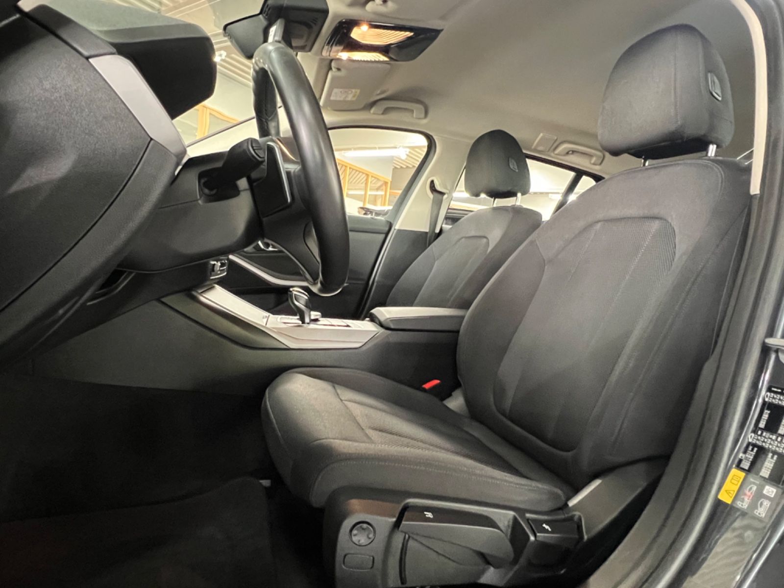 BMW 330 e Touring Advantage - Samsaru's Car Outlet