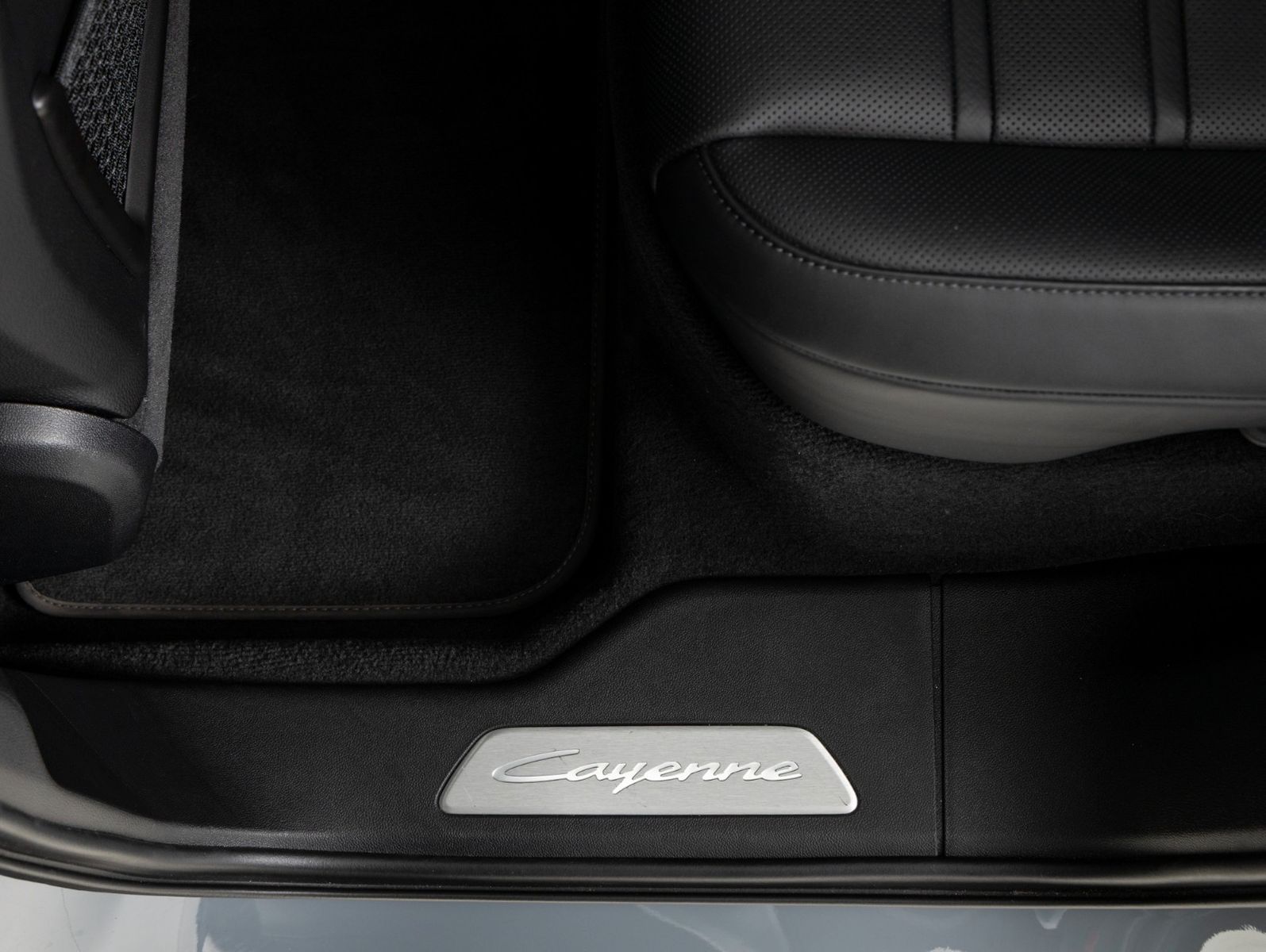 Porsche Cayenne Turbo E-Hybrid | Burmester | HD-Matrix