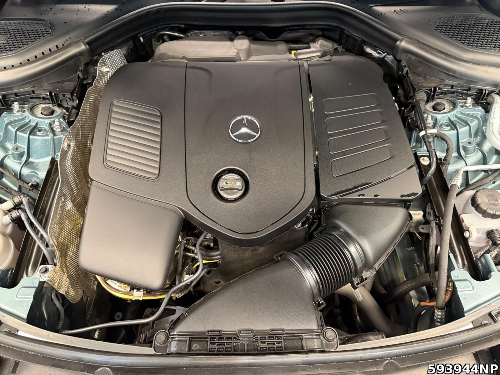 Mercedes-Benz GLC 300 4M AMG Night Pano AHK 360° DISTRONIC 20"