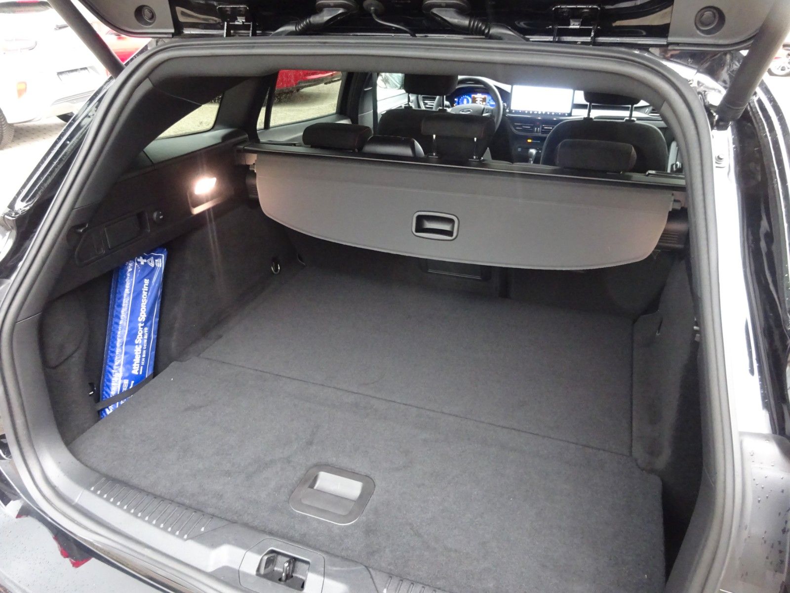 Ford Focus Turnier ST-Line X Autom AHK iACC HuD
