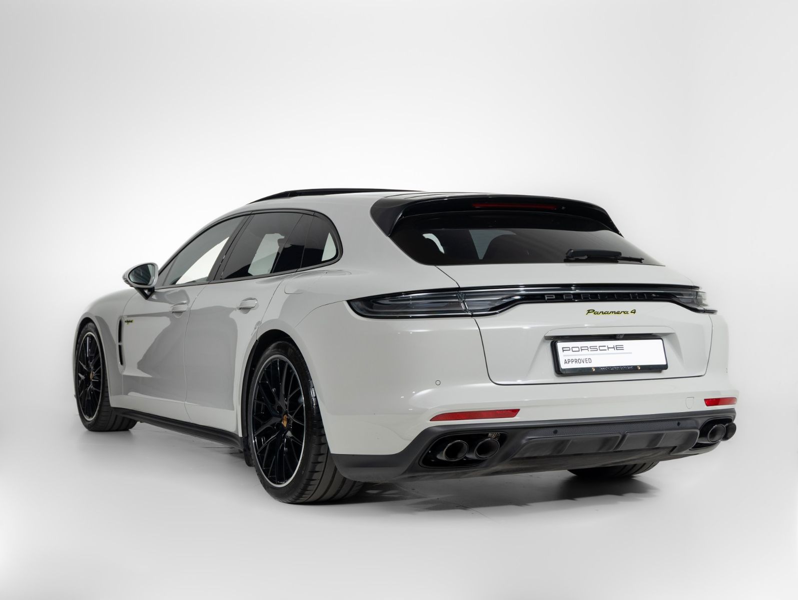 Porsche Panamera 4 E-Hybrid Sport Turismo Platinum Editi