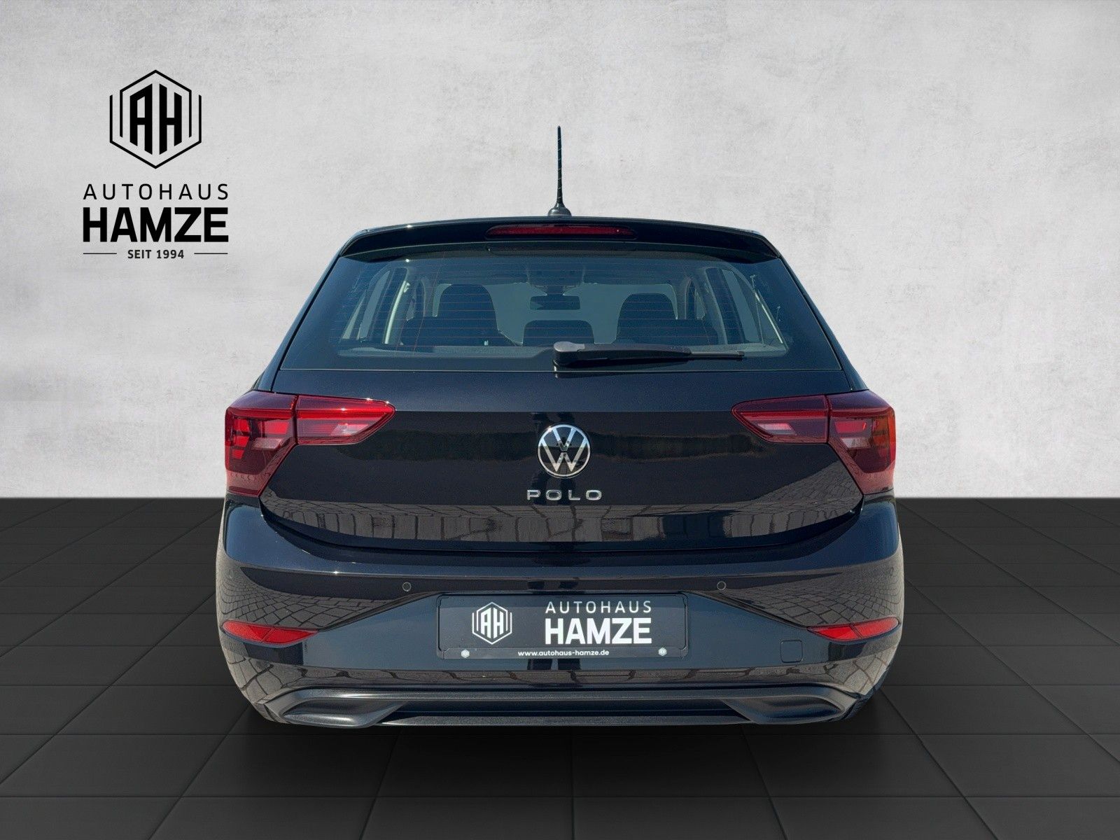 Volkswagen Polo VI Life 70KW DSG - Samsaru's Car Outlet