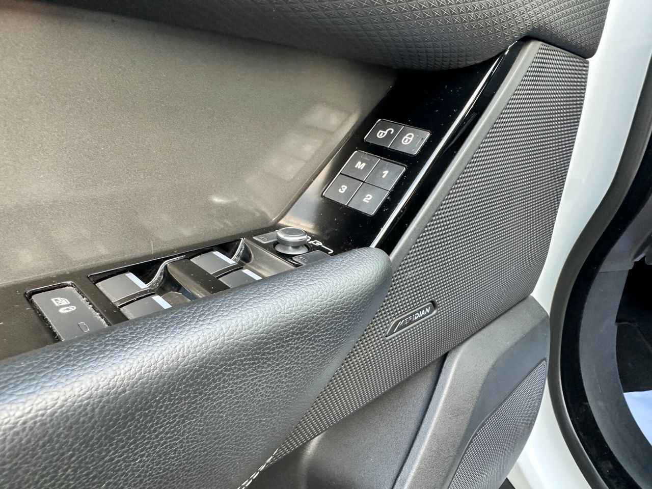 Range Rover Velar 2.0 Si4 BENZINA - Samsaru's Car Outlet