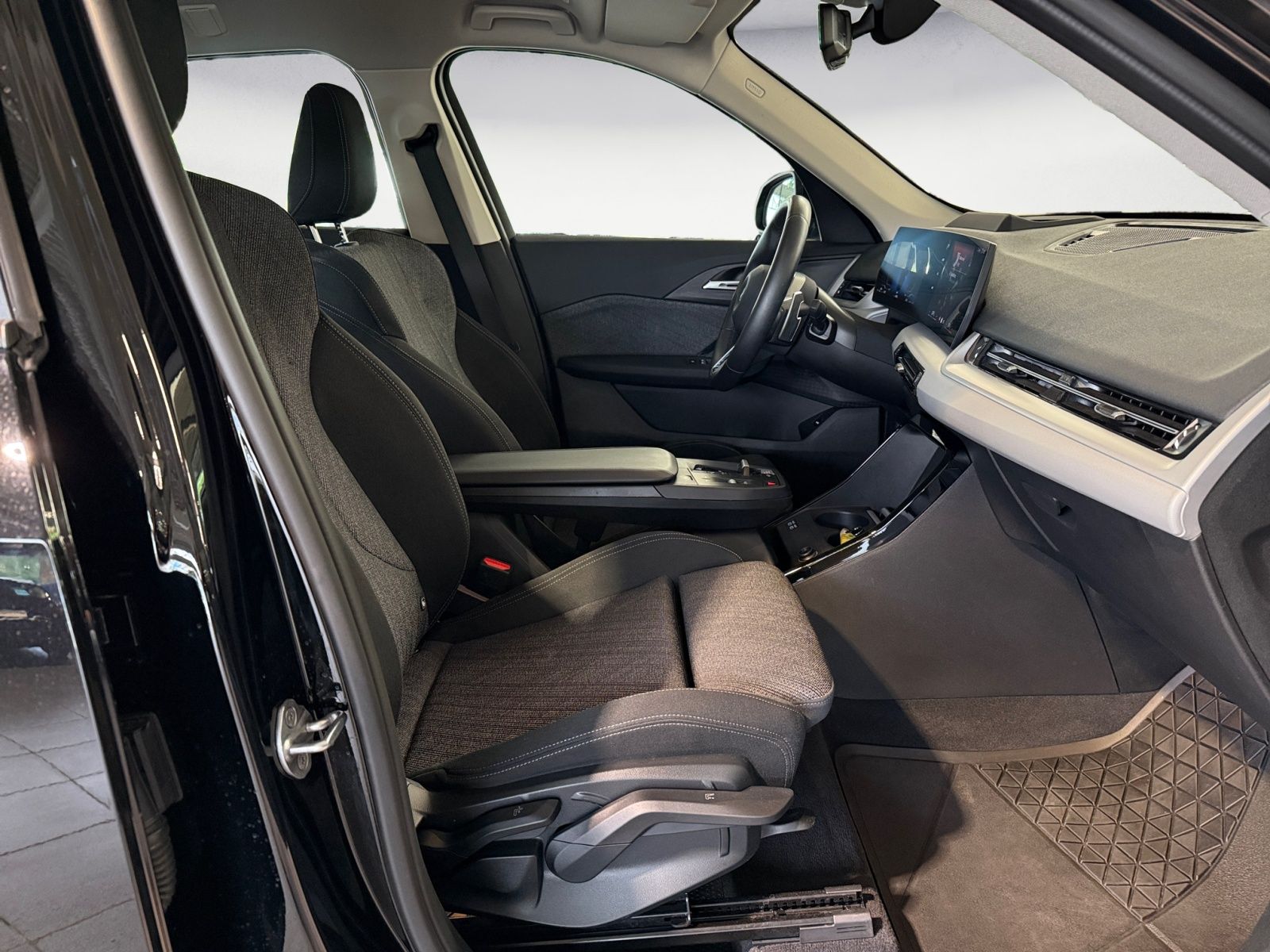 BMW X1 xDrive20d - Samsaru's Car Outlet