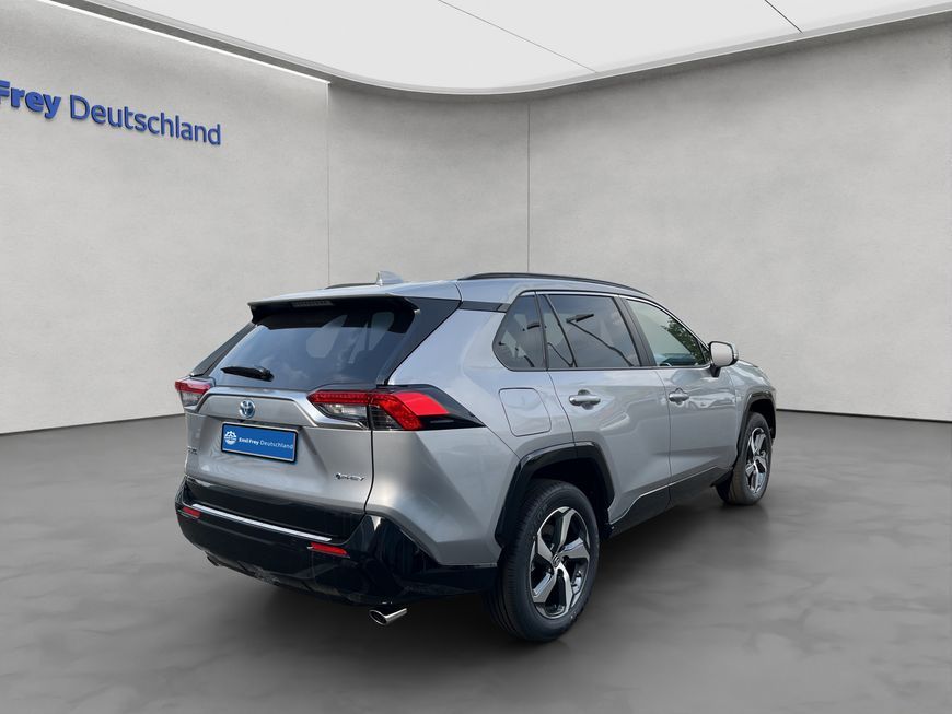 Toyota RAV 4 Plug-in-Hybrid Teamplayer 4x4