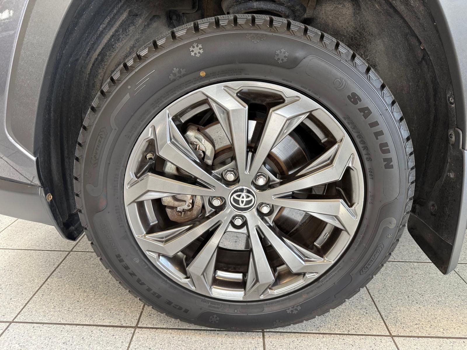 Toyota RAV 4 HYBRID-4x4-LED-LEDER-KAMERA-MOD. 2024