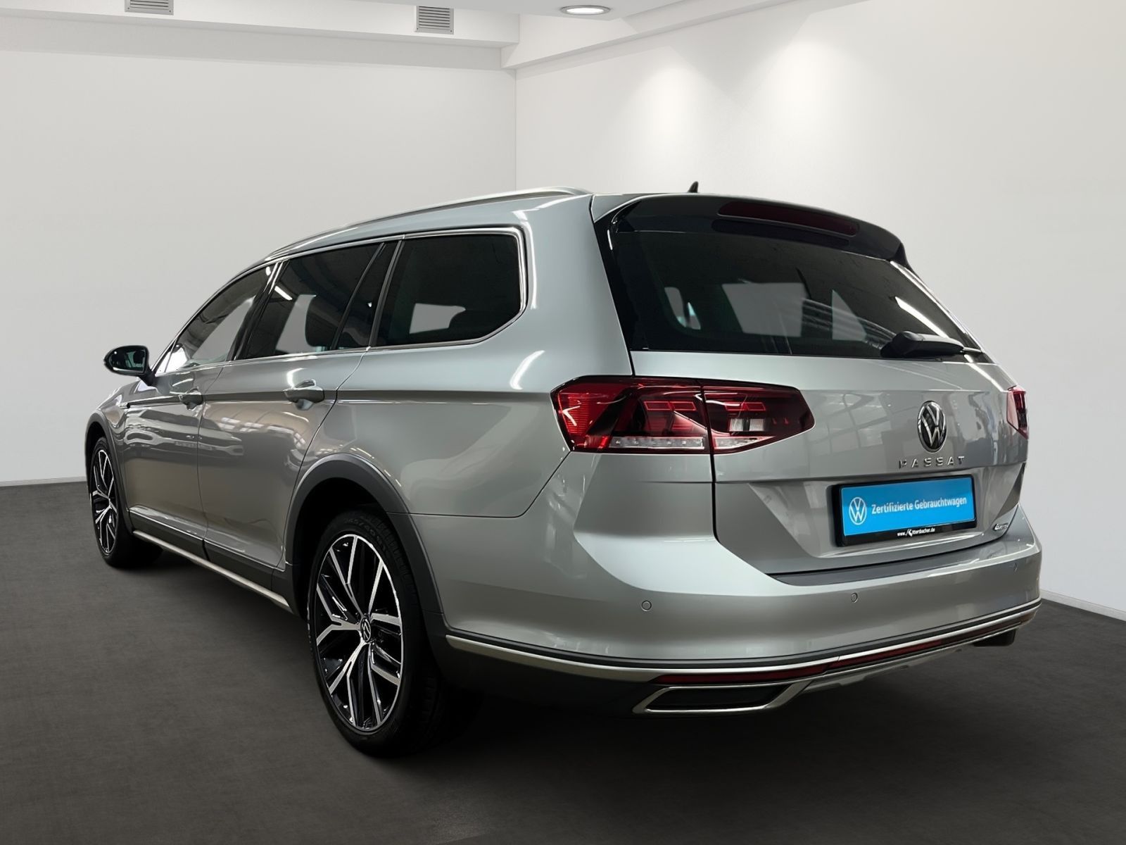 Volkswagen Passat Variant 2.0 TDI Alltrack 4Motion AHK LED