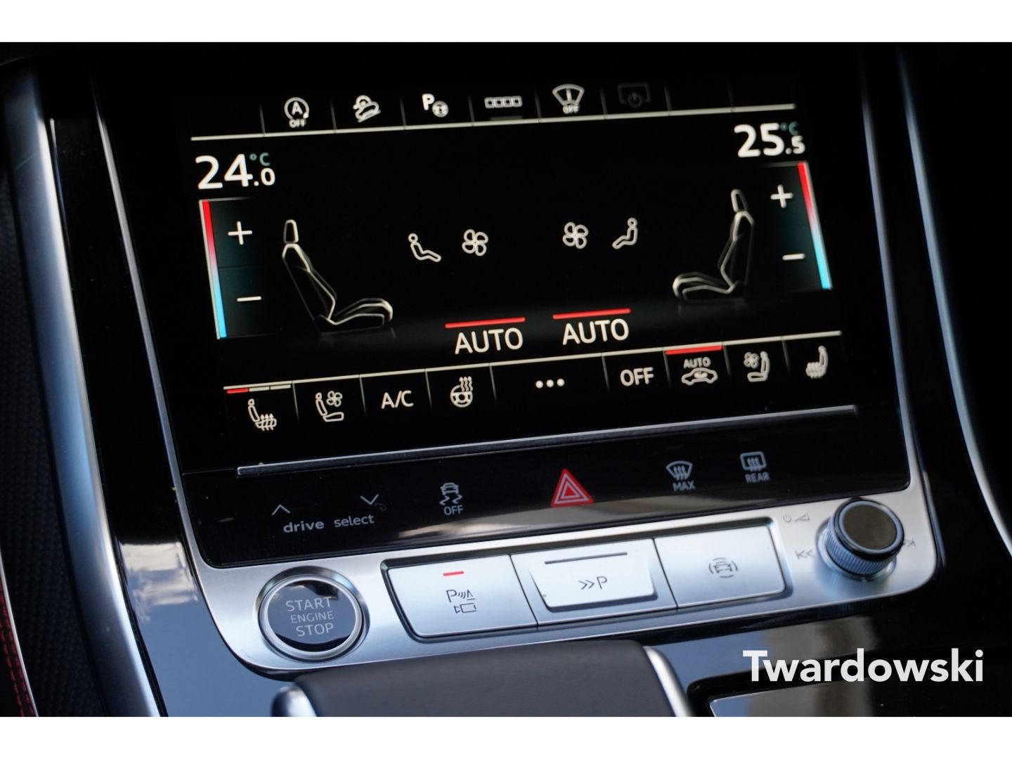 Audi Q8 50 TDI S line Pano HUD Matrix 23''B&O AHK 360