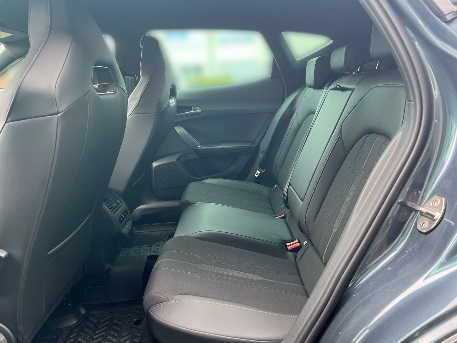 Cupra Formentor 2.0 DSG VZ 4DR *AHK*SCHALE *ACC *LED *