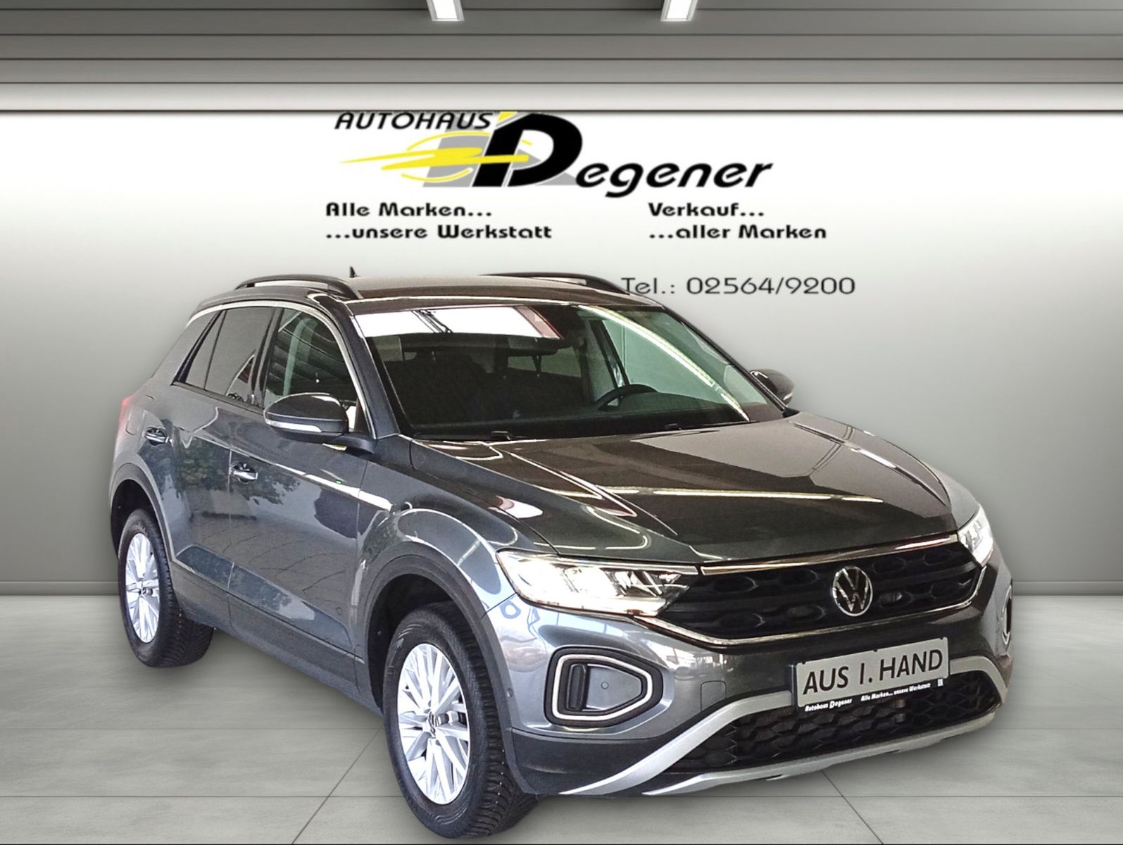 Volkswagen T-Roc - Samsaru's Car Outlet
