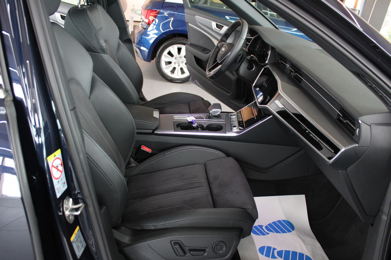 Audi A6 Avant 45 TFSI S tronic advanced - Samsaru's Car Outlet