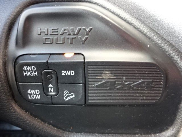Dodge RAM 2500 Cummins 6.7l Diesel 4x4 AHK