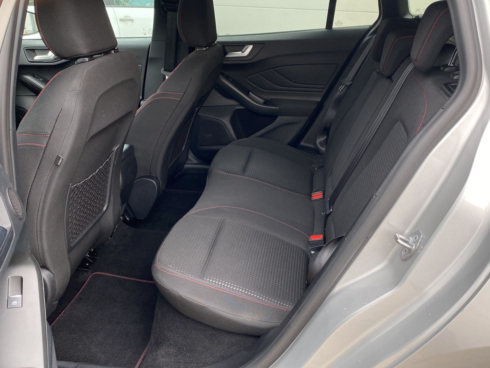 Ford Focus 1.0 EB ST-Line X*AHK*Bang&Olufsen*ACC