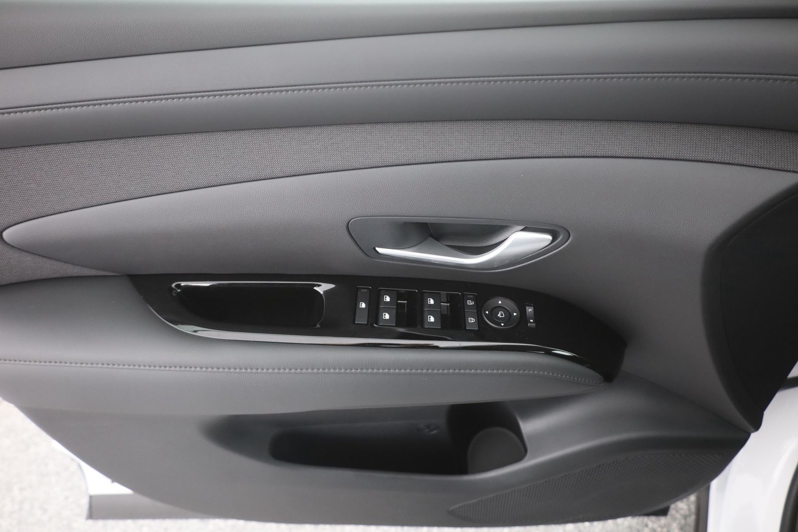 Hyundai Tucson 1.6T-GDI - Samsaru's Car Outlet
