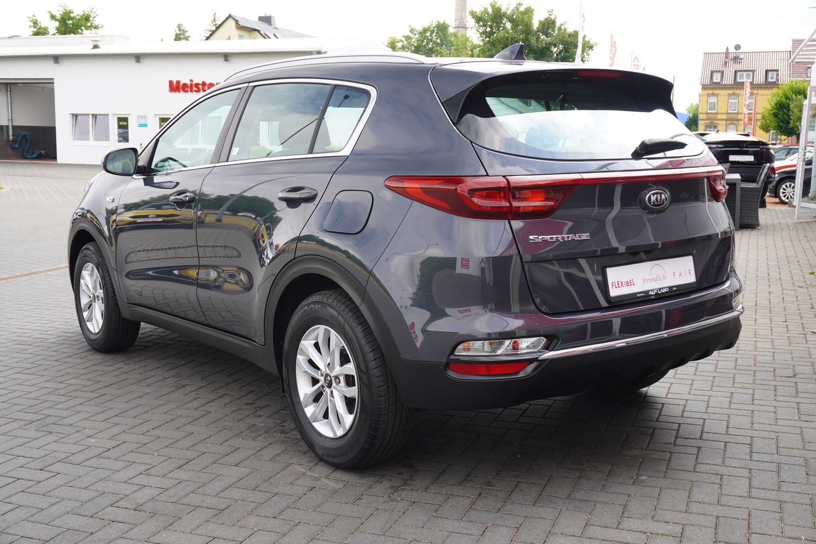 Kia Sportage 1.6 Edition 2WD - Samsaru's Car Outlet