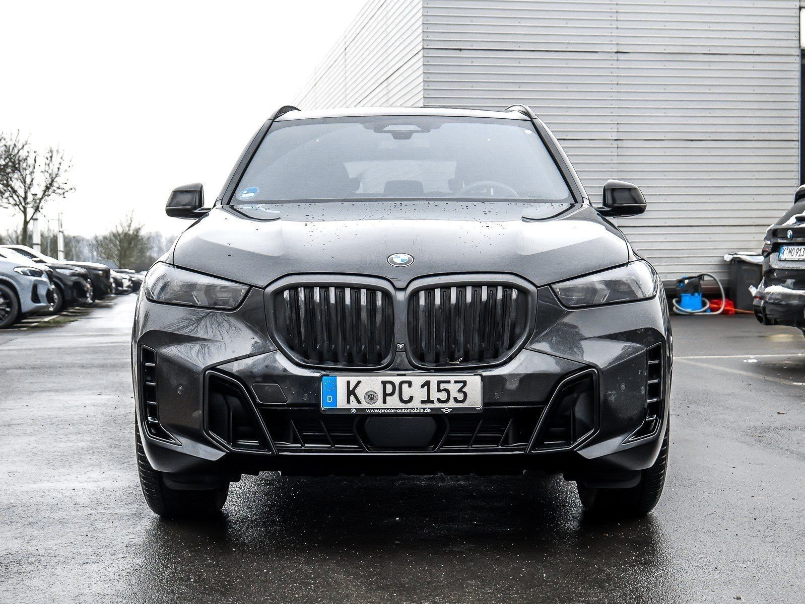 BMW X5 xDrive40d MSport + Pano + AHK + H/K + 22"