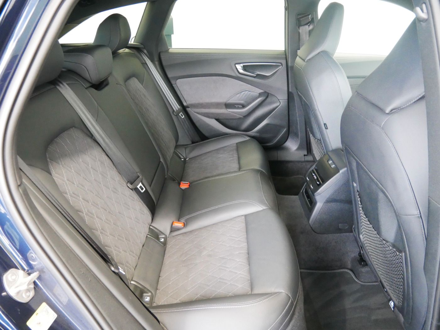 Audi A5 Avant TDI quattro S line S tro. MATRIX AHK TE