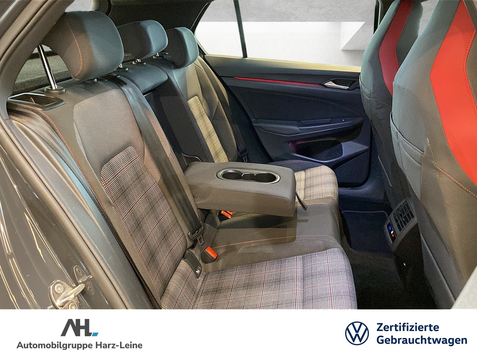 Volkswagen Golf GTI VIII 2.0 TSI - Samsaru's Car Outlet