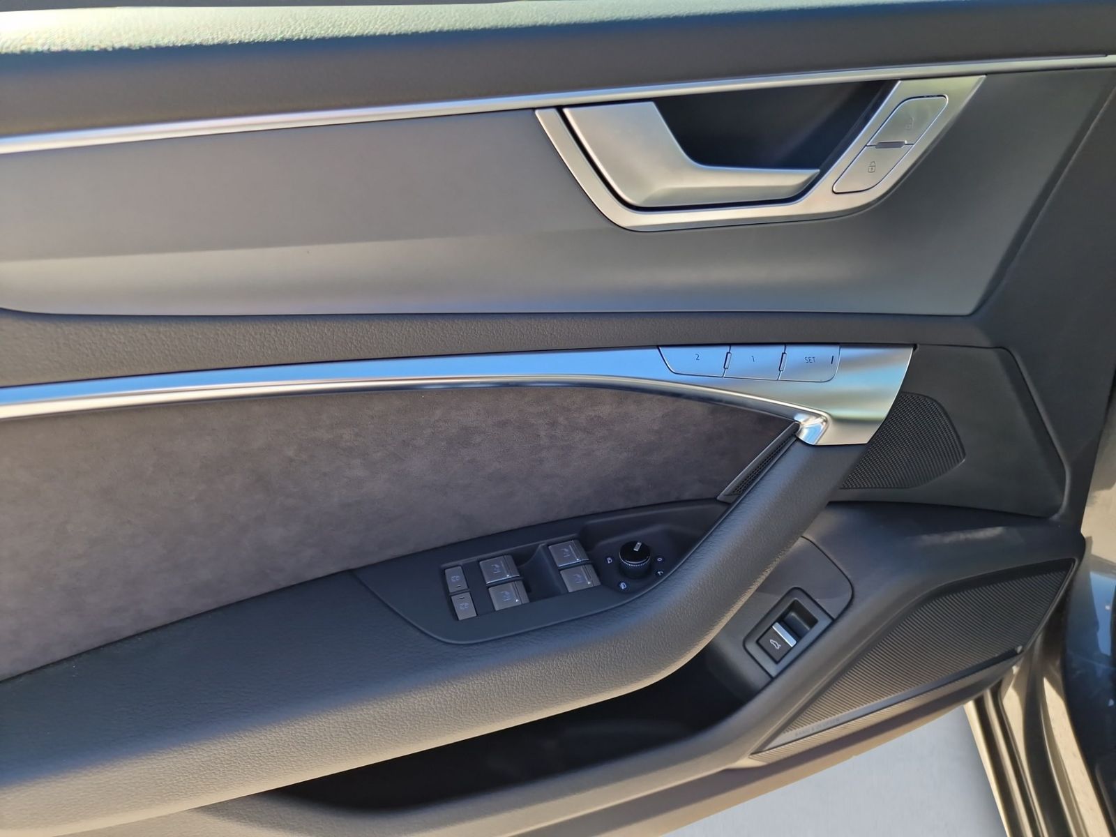 Audi A6 Limousine 45 TDI qu S line HuD PANO STHZG B&O