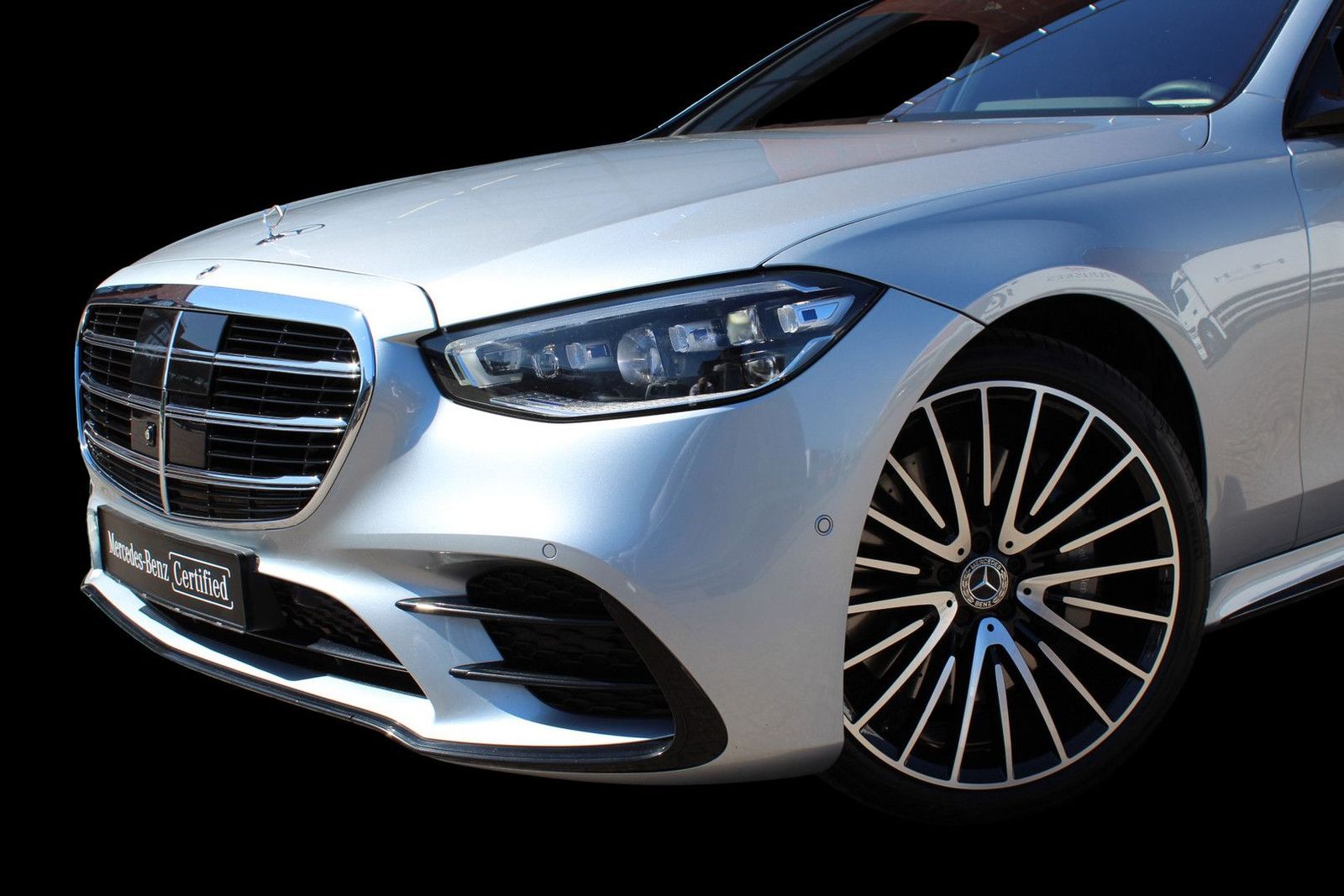 Mercedes-Benz S 580 S e Lang AMG Line - Samsaru's Car Outlet