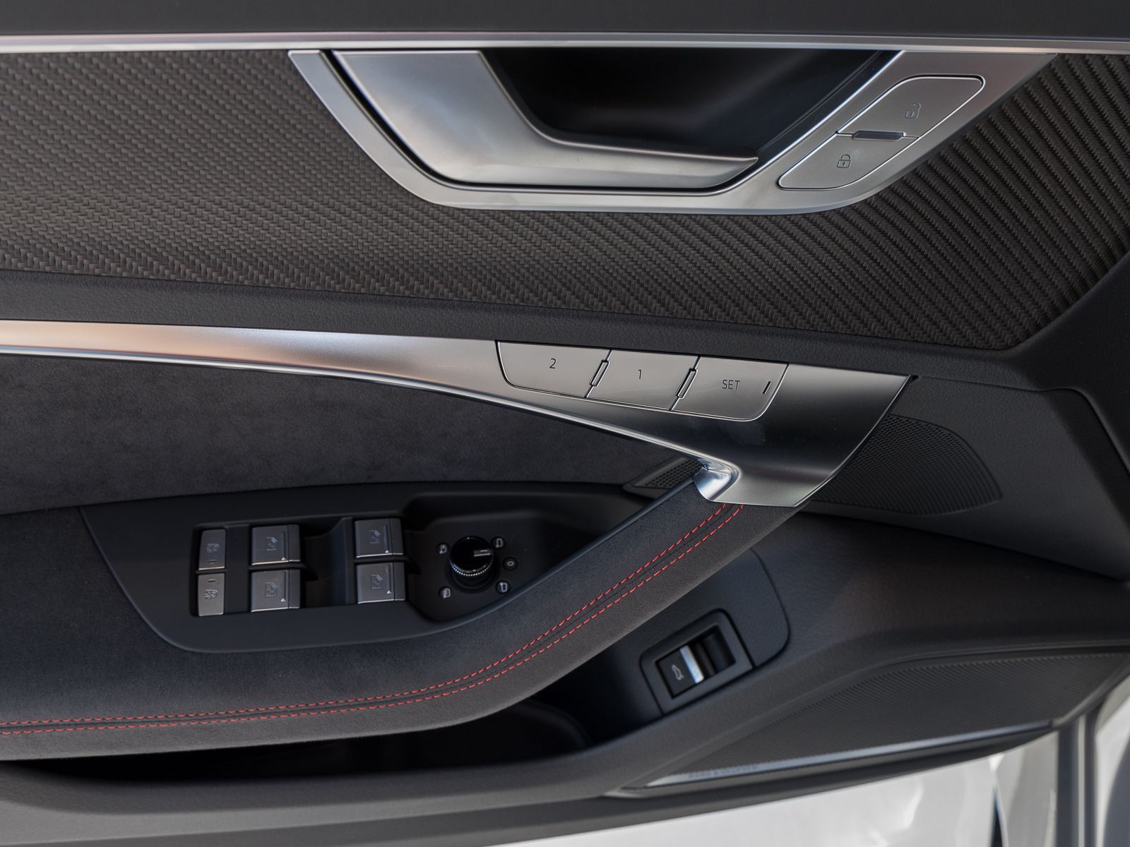 Audi RS6 Avant TFSI Q PERFORMANCE 360° HD-MATRIX BuO