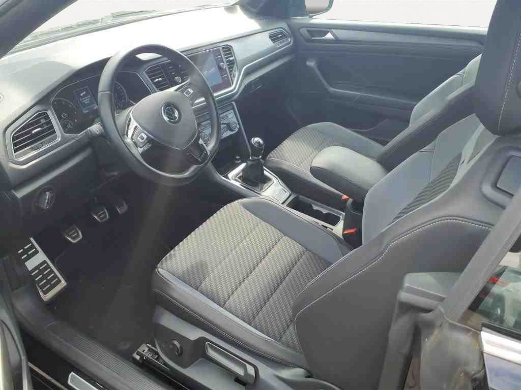 Volkswagen T-Roc R-Line - Samsaru's Car Outlet