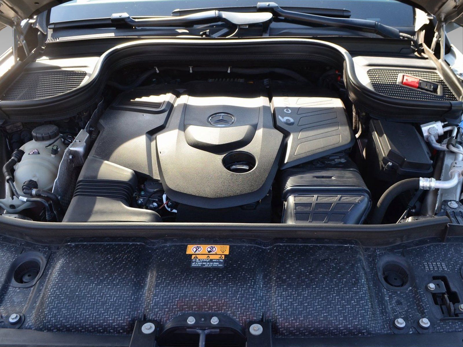 Mercedes-Benz d 4M AMG MULTIBEAM 360° AHK PANO BURMESTER AIRMA