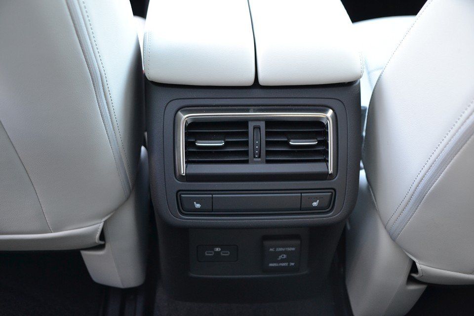 Mazda CX-60 e-SKYACTIV PHEV TAKUMI CON-P DRI-P COM-P P