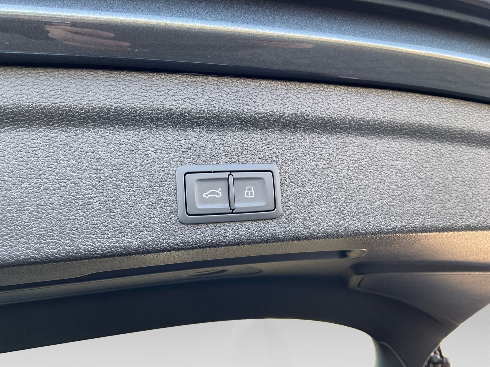Audi Q3 Sportback 40 TFSI quattro S line - Samsaru's Car Outlet