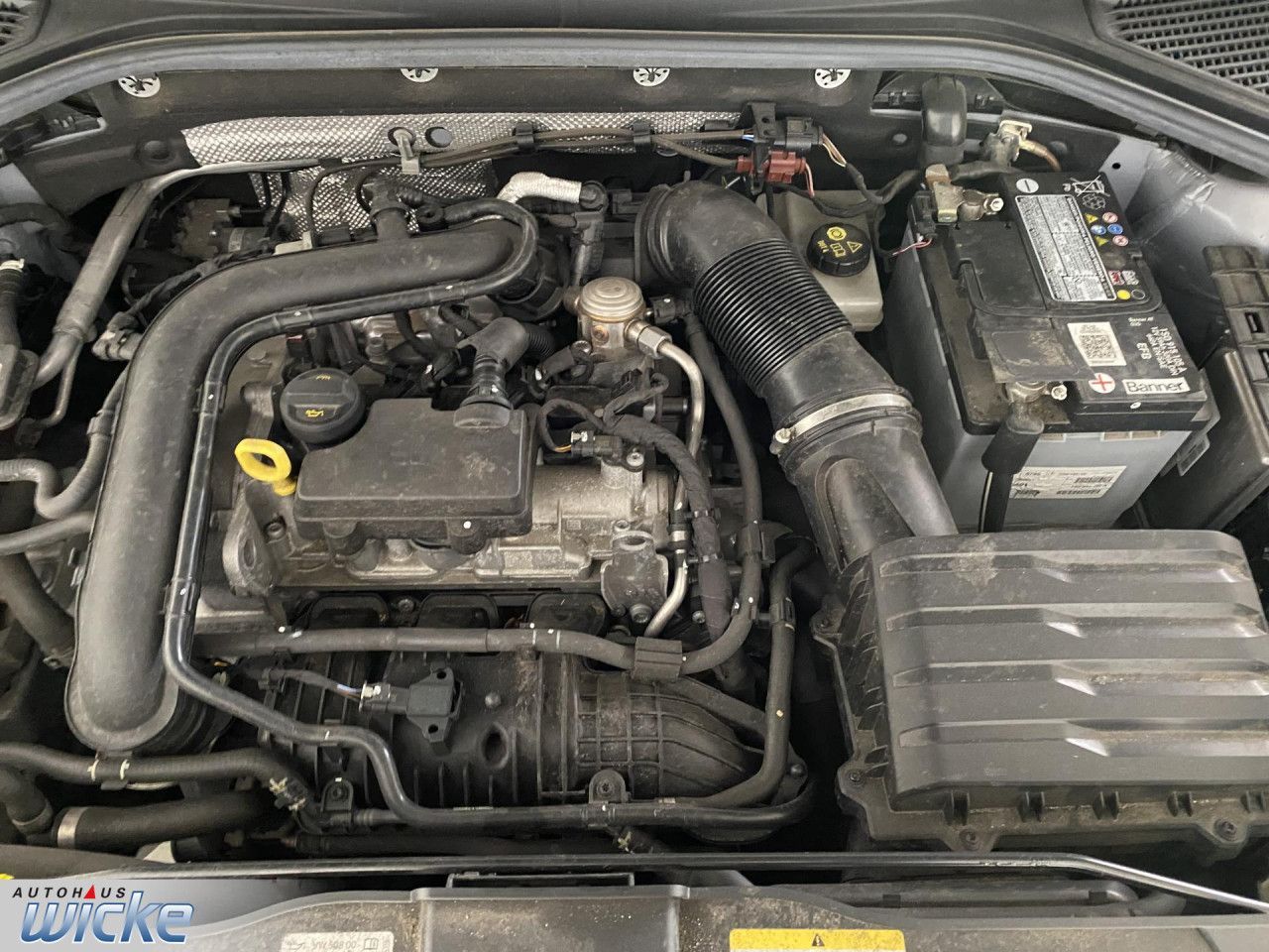 Volkswagen T-Roc 1.0 TSI Life - Samsaru's Car Outlet