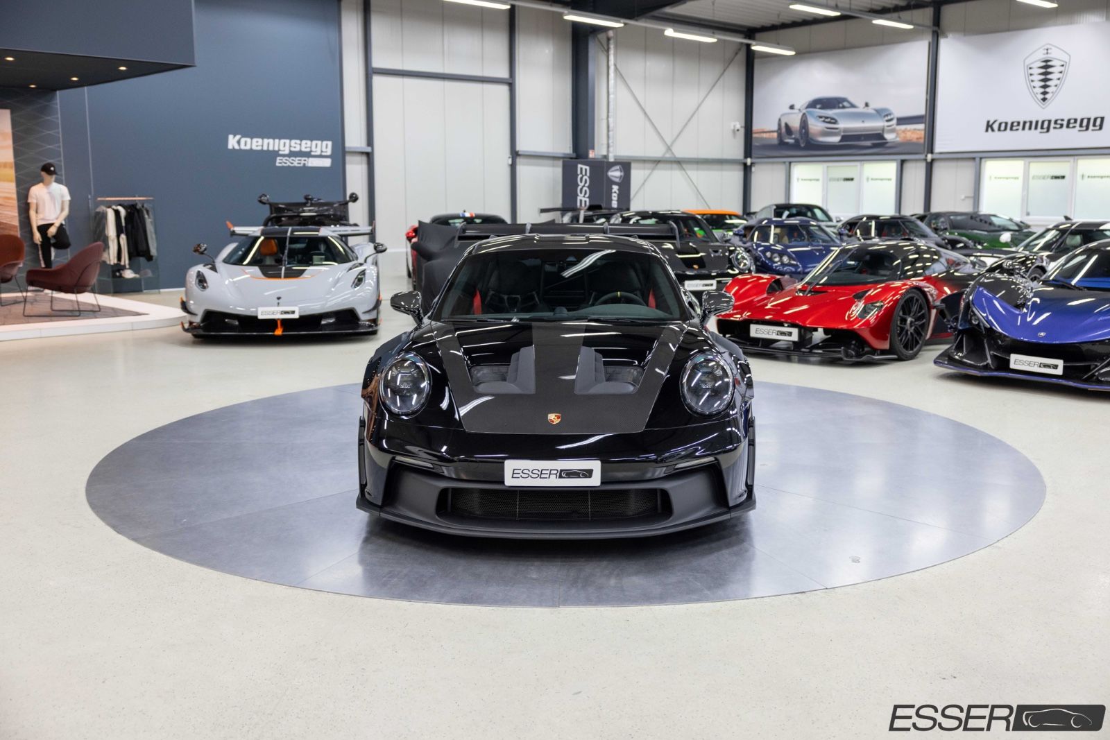 Porsche 992 GT3 RS - Samsaru's Car Outlet