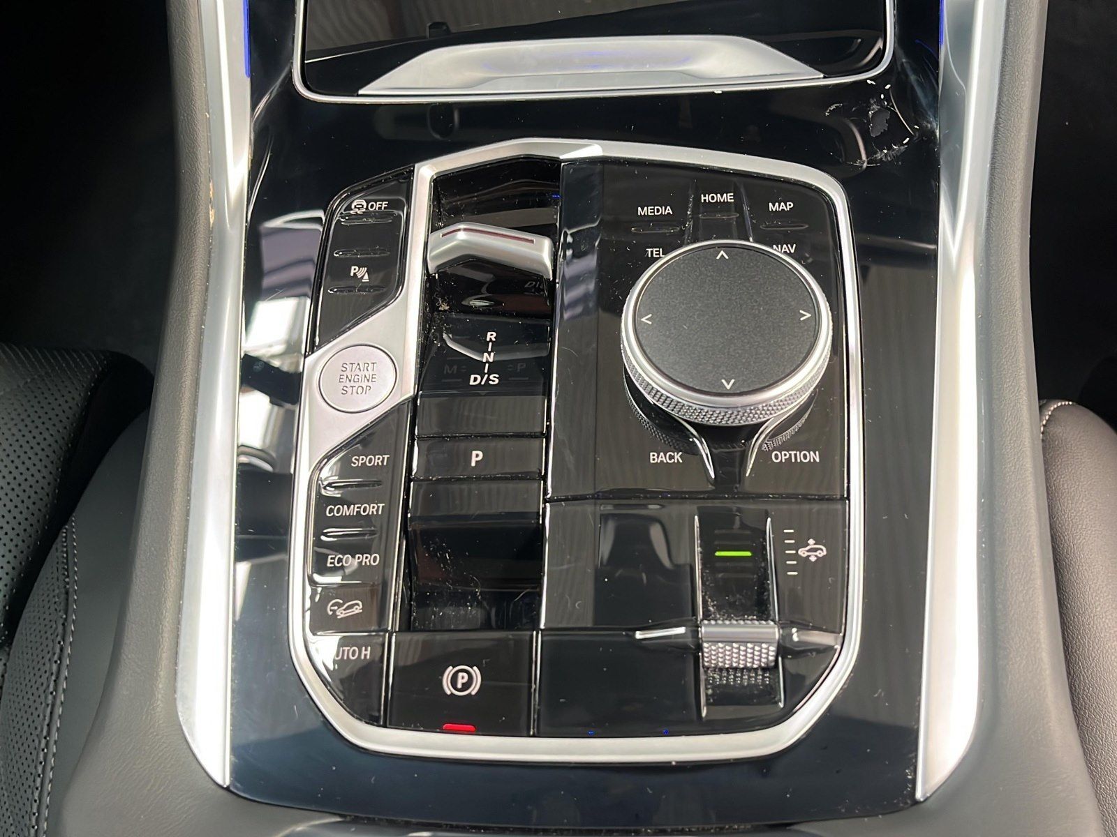 BMW X6 xDrive30d Individual-Nardograu|Panorama|AHK