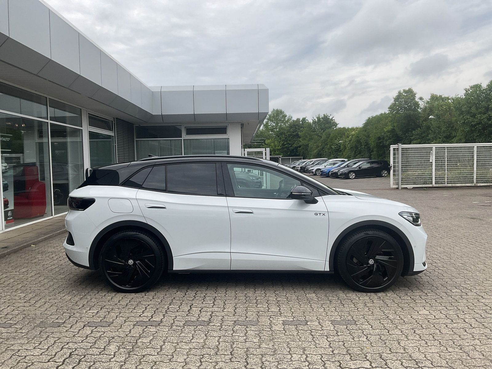 Volkswagen ID.4 GTX 4Motion DSG AHK RFK Sitzhzg Navi