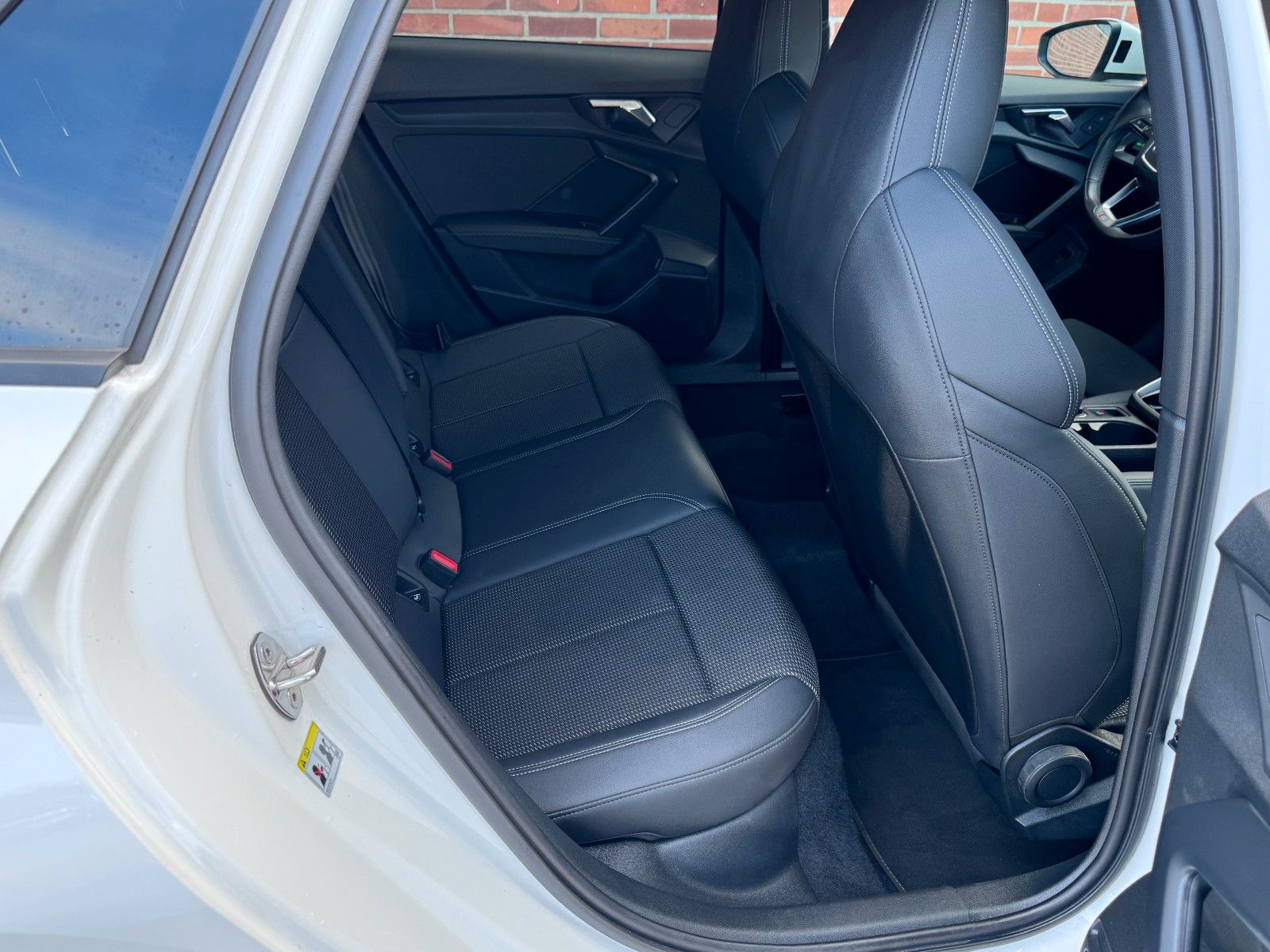 Audi A3 Sportback 35 TDI S LINE/VC/ACC/S-SPORTSITZ/