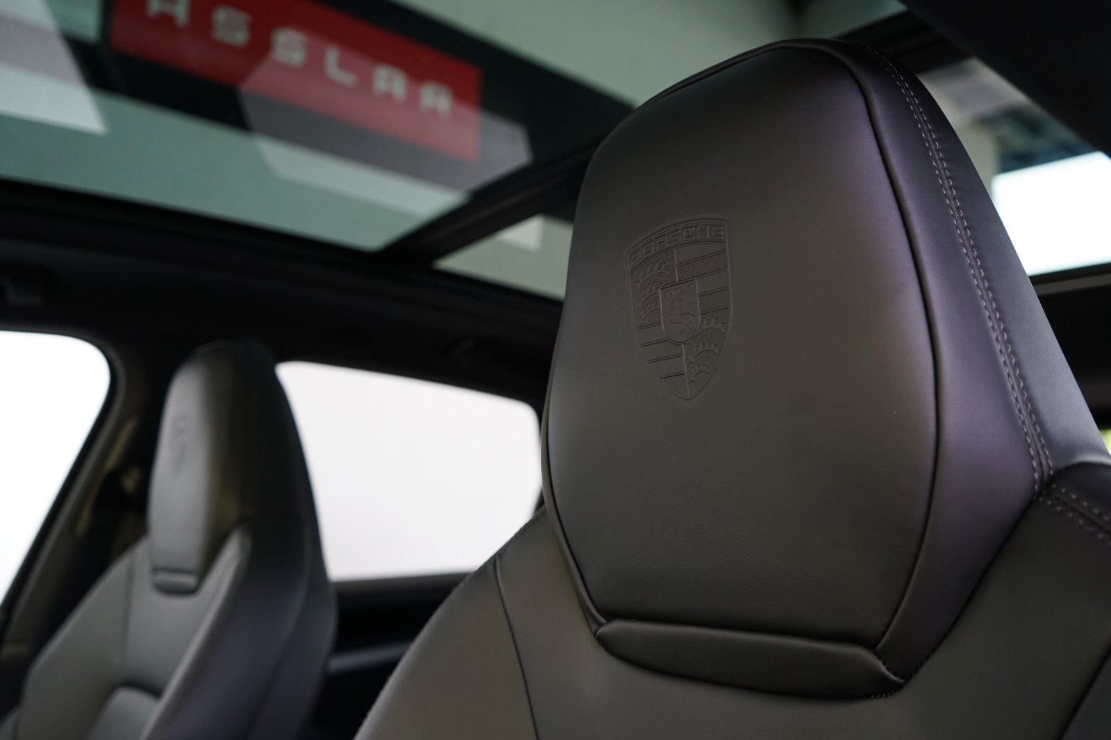 Porsche Cayenne E-Hybrid/P-Display/18W/HeadUP/AHK/HD/360