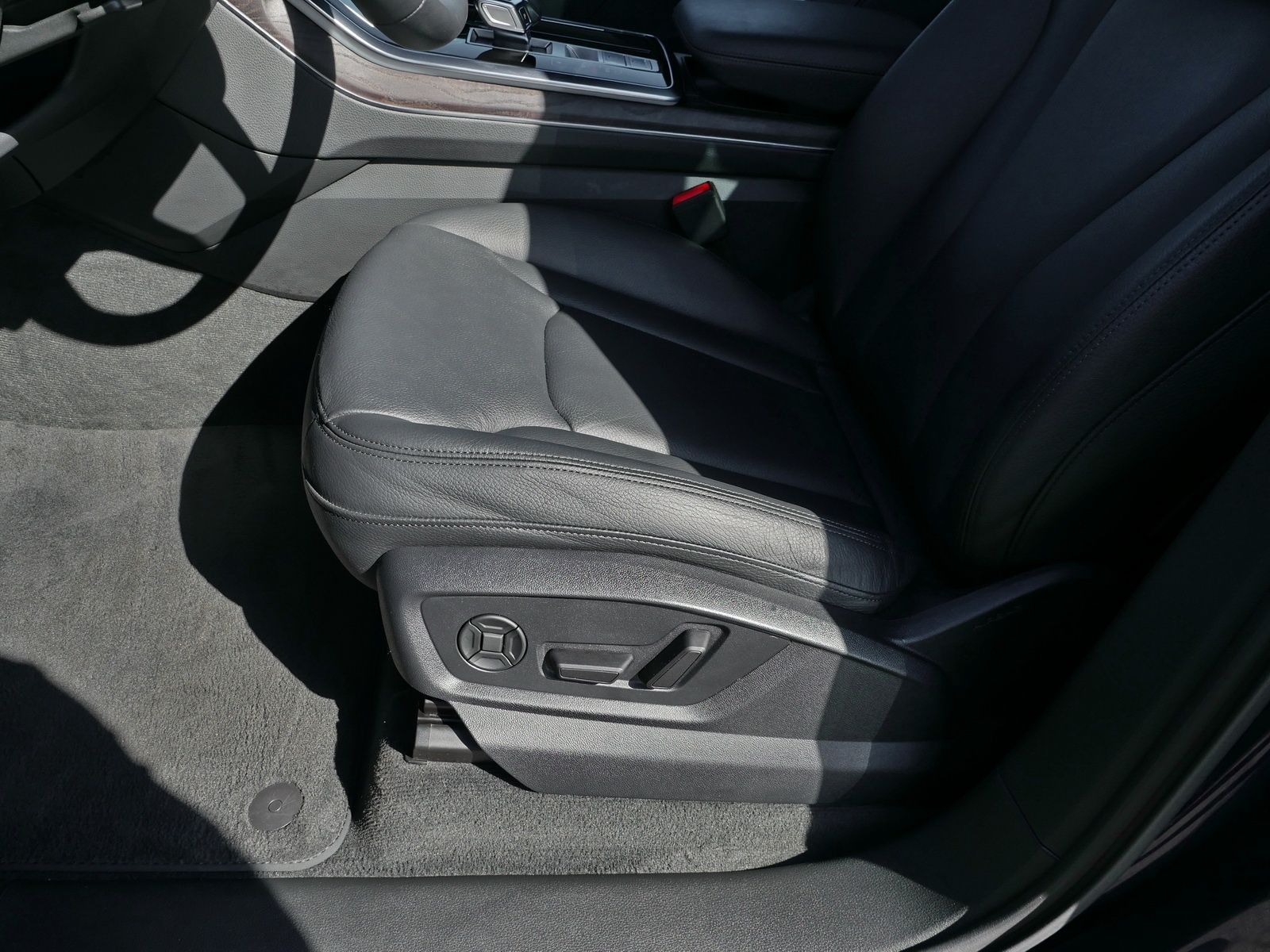 Audi Q7 55 TFSI qu. 7Sitze*AHK*Matrix*AIR*Pano*HuD