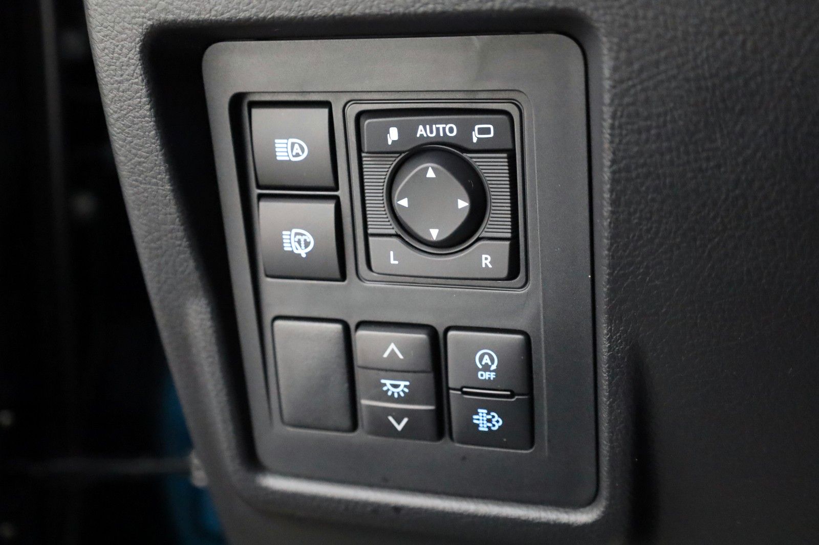 Toyota Land Cruiser Executive,Aut.,LED,Kamera,ACC,AHK