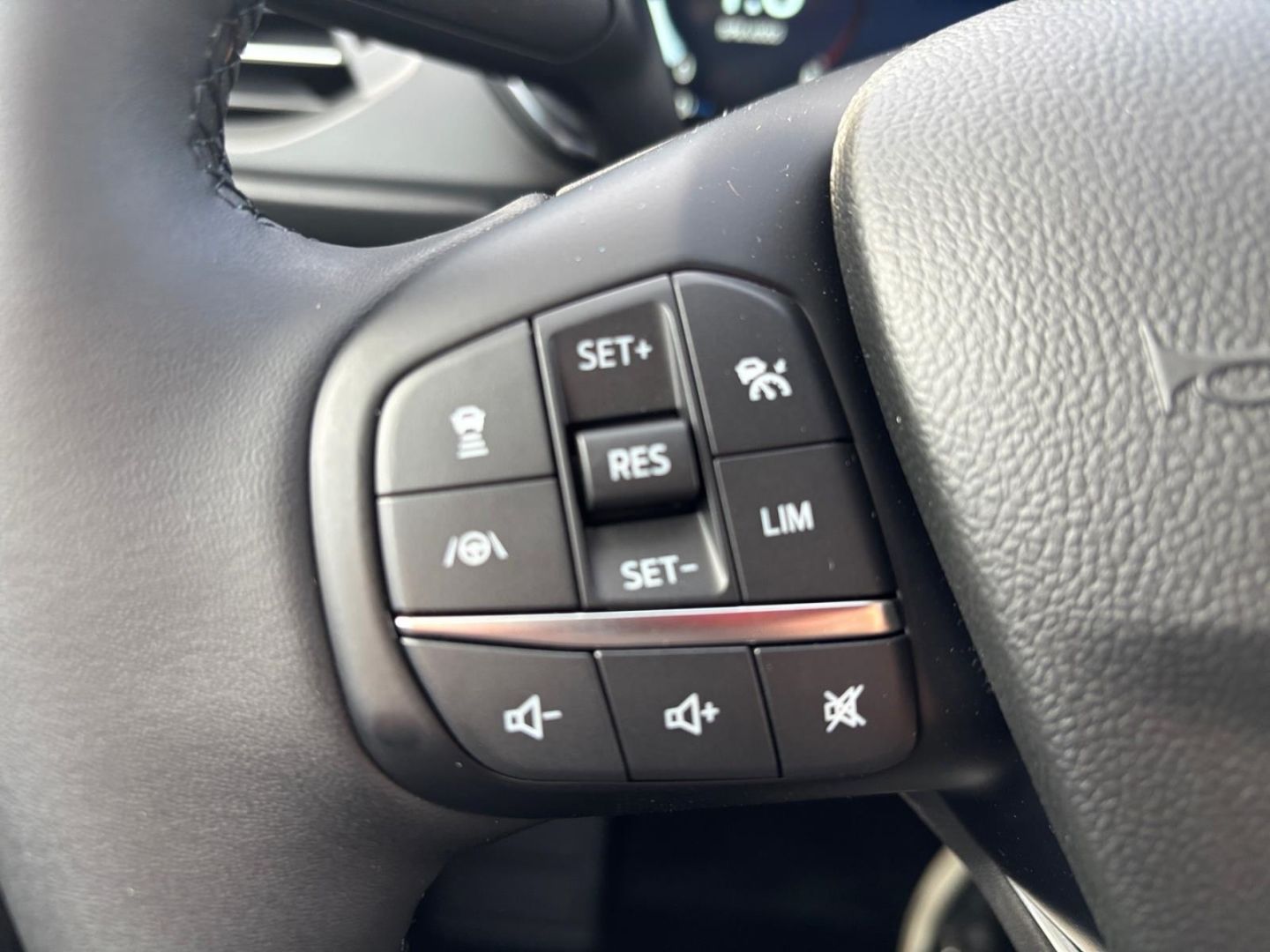 Ford Focus Turnier Titanium X 155PS Aut.Kamera Navi