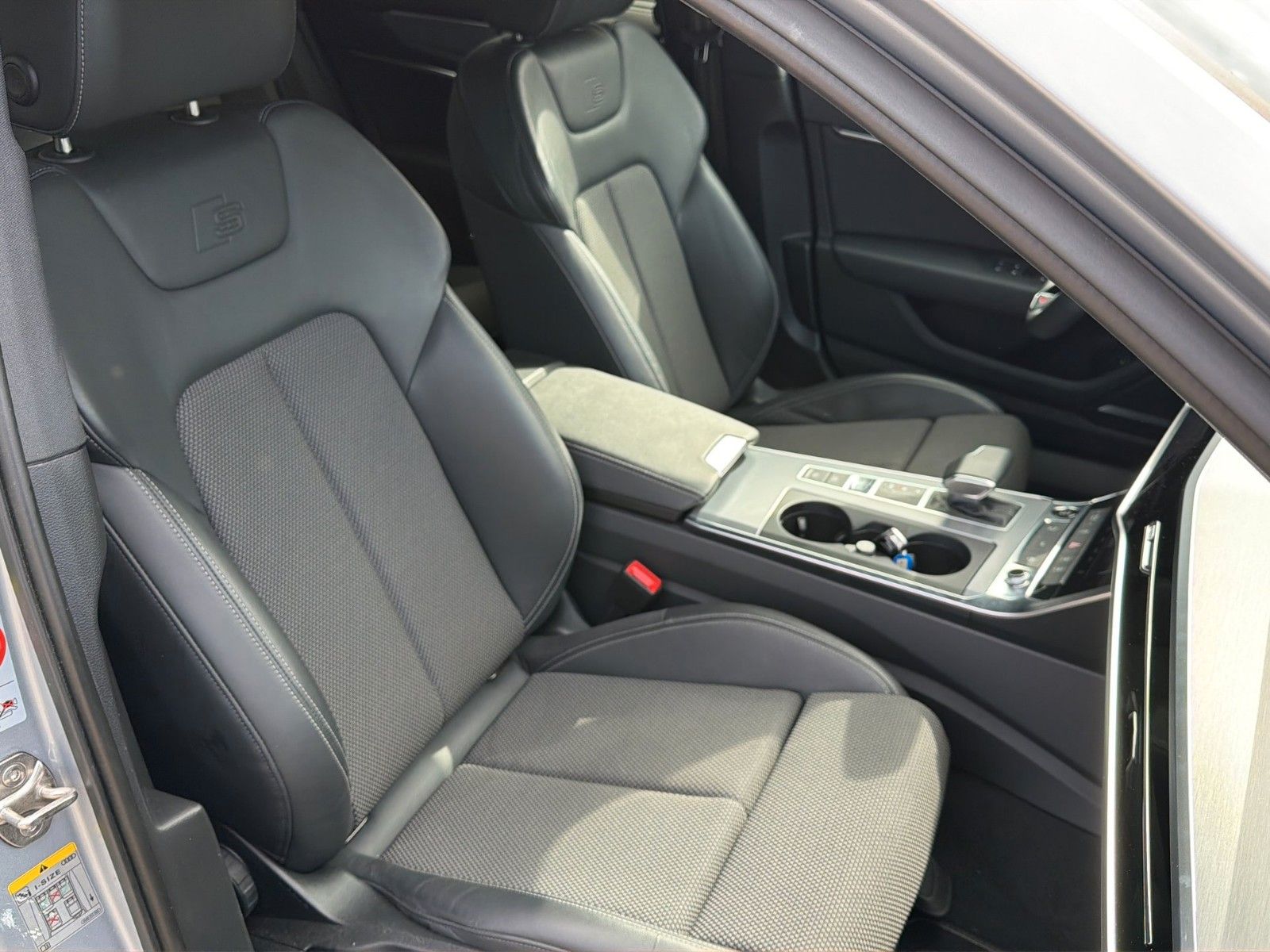 Audi A6 Avant 40 TDI S line B&O 20´Zoll Matrix AHK