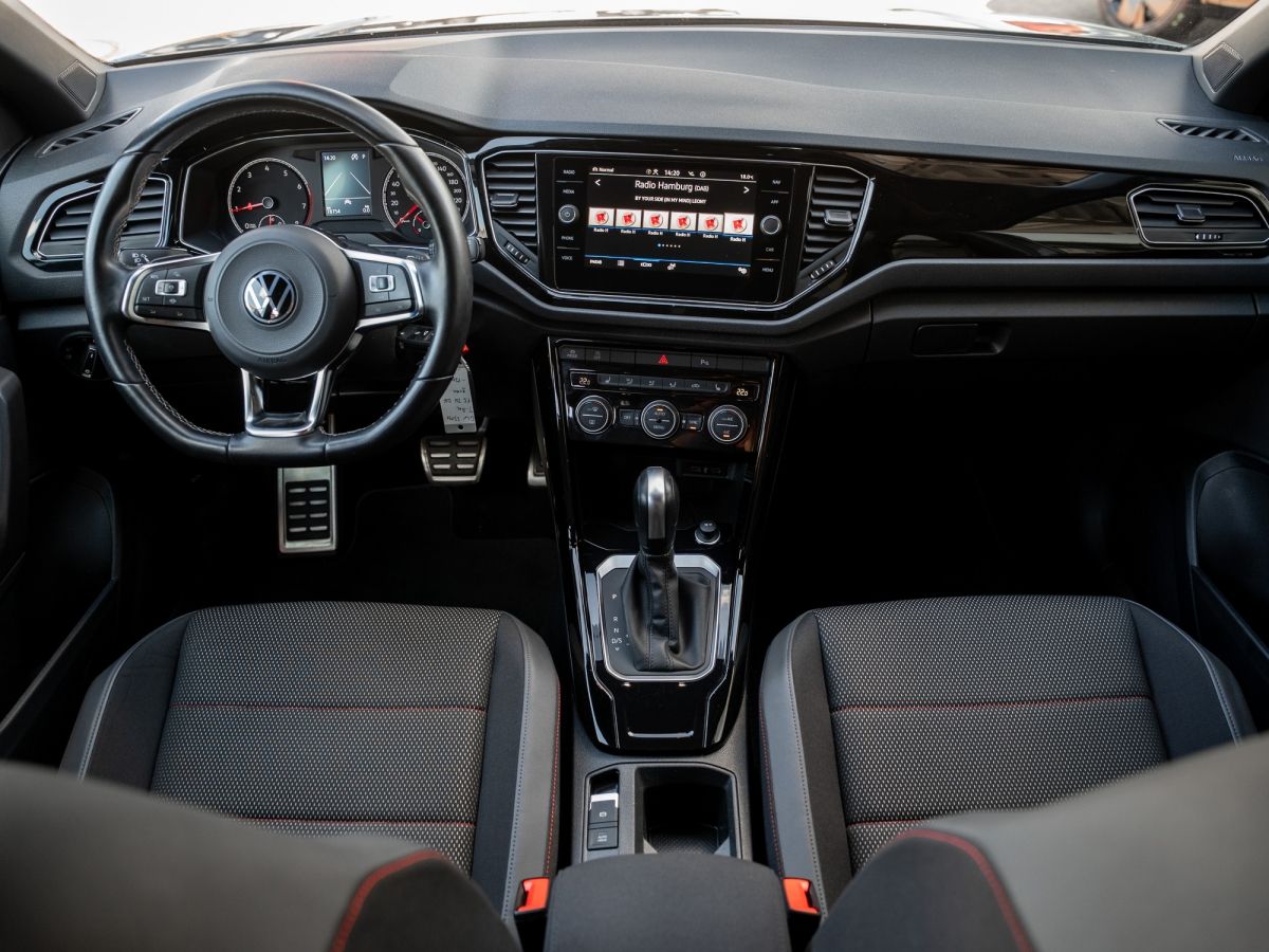 Volkswagen T-ROC Sport 1.5 TSI DSG - Samsaru's Car Outlet