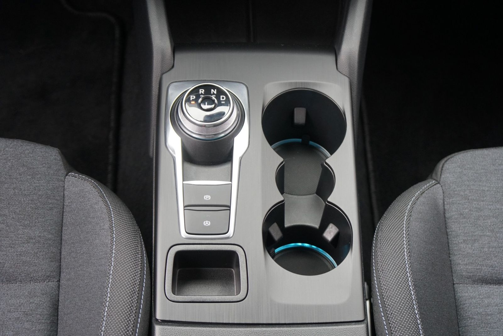 Ford Focus Turnier Aut. Active *Garantie*ACC*LED*