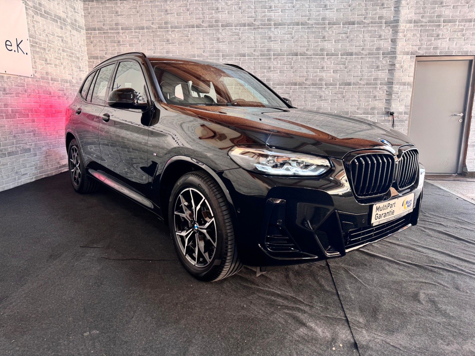 BMW X3 xDrive 20 d M Sport - Samsaru's Car Outlet