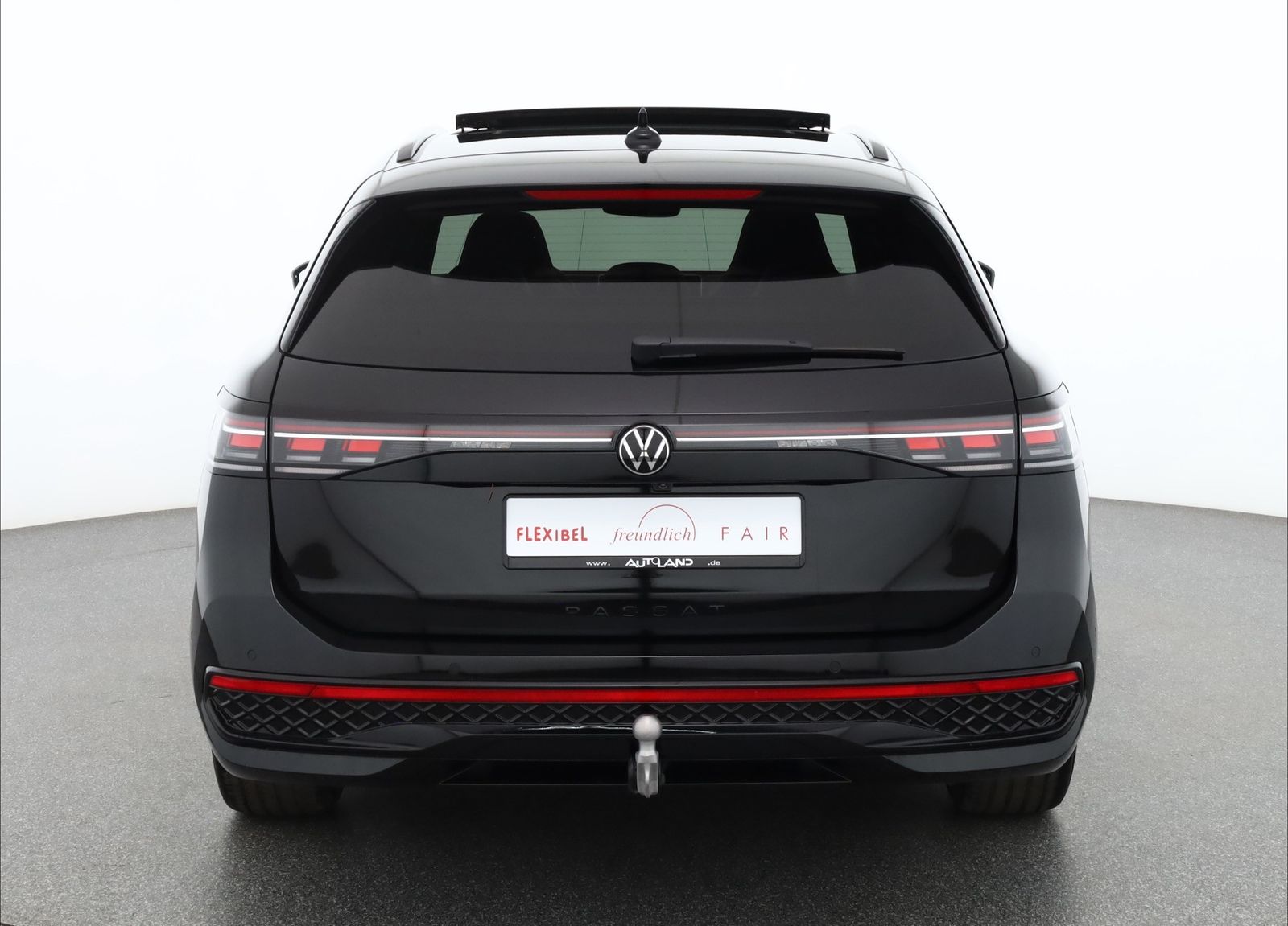 Volkswagen Passat Variant R-Line 2.0 TSI DSG Matrix Pano AH