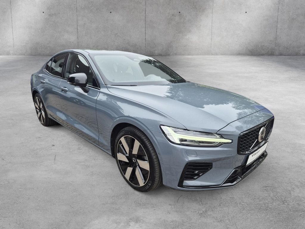 Volvo S60 T8 Ultimate Dark Recharge Plug-In Hybrid AWD