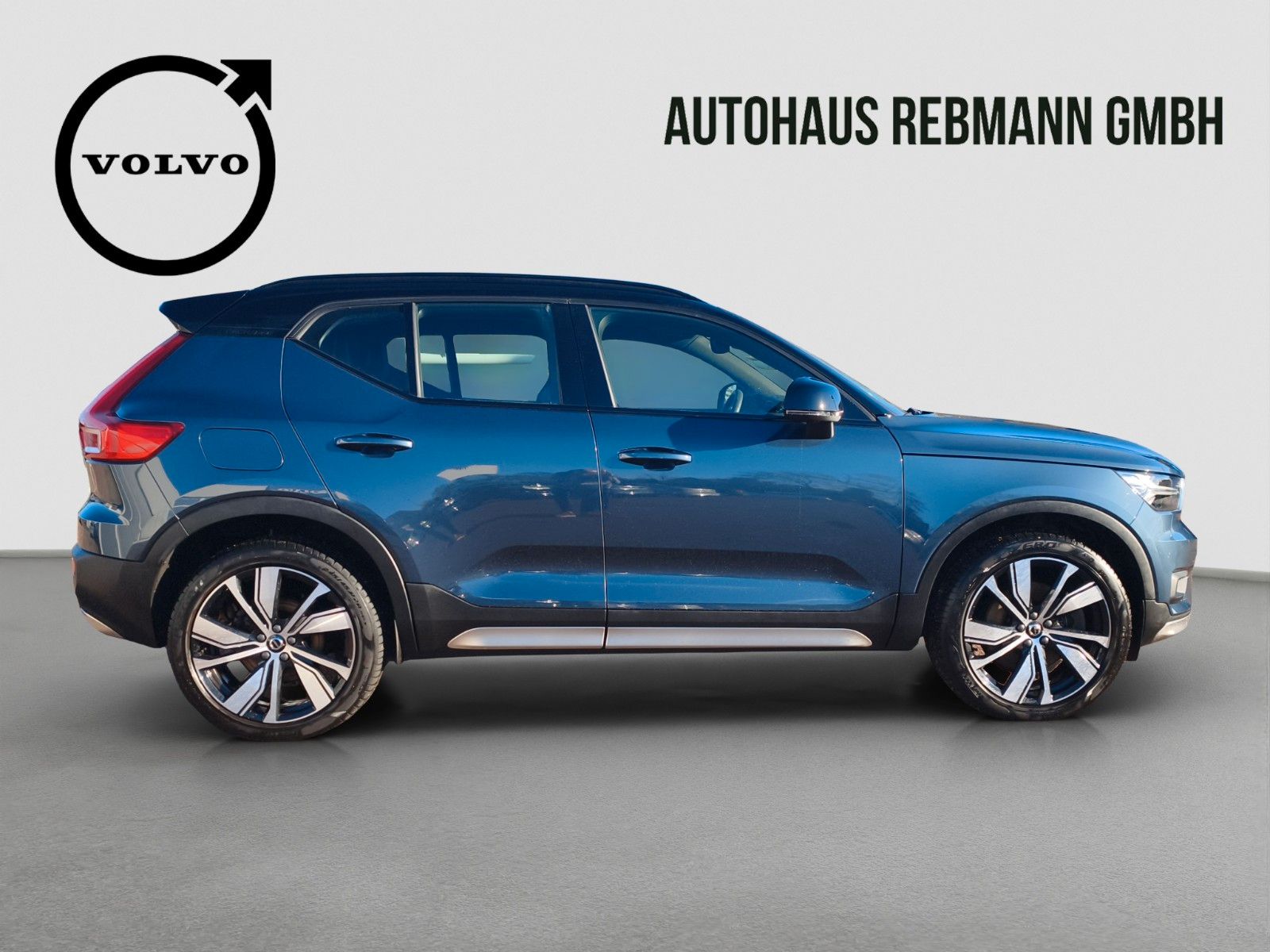 Volvo XC40 T5 R Design Recharge Plug-In Hybrid FWD