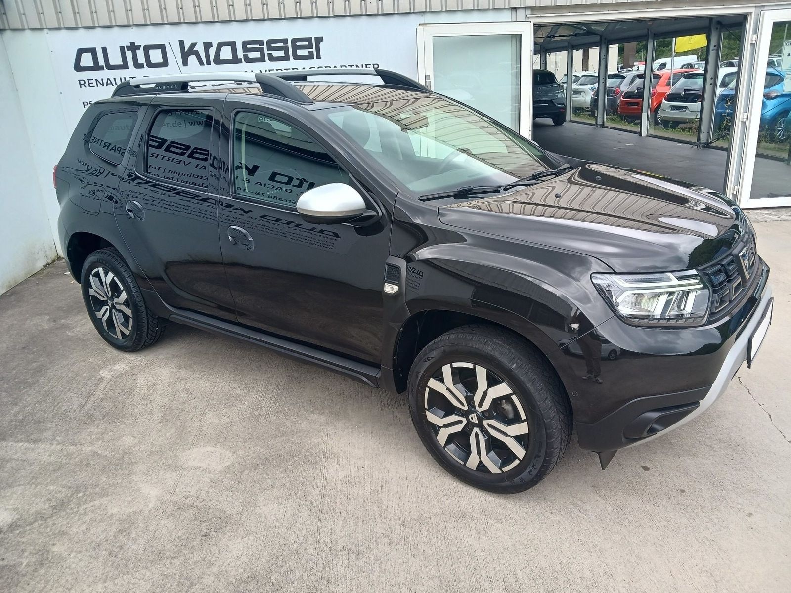 Dacia Duster Prestige Blue dCi 115 2WD - Samsaru's Car Outlet