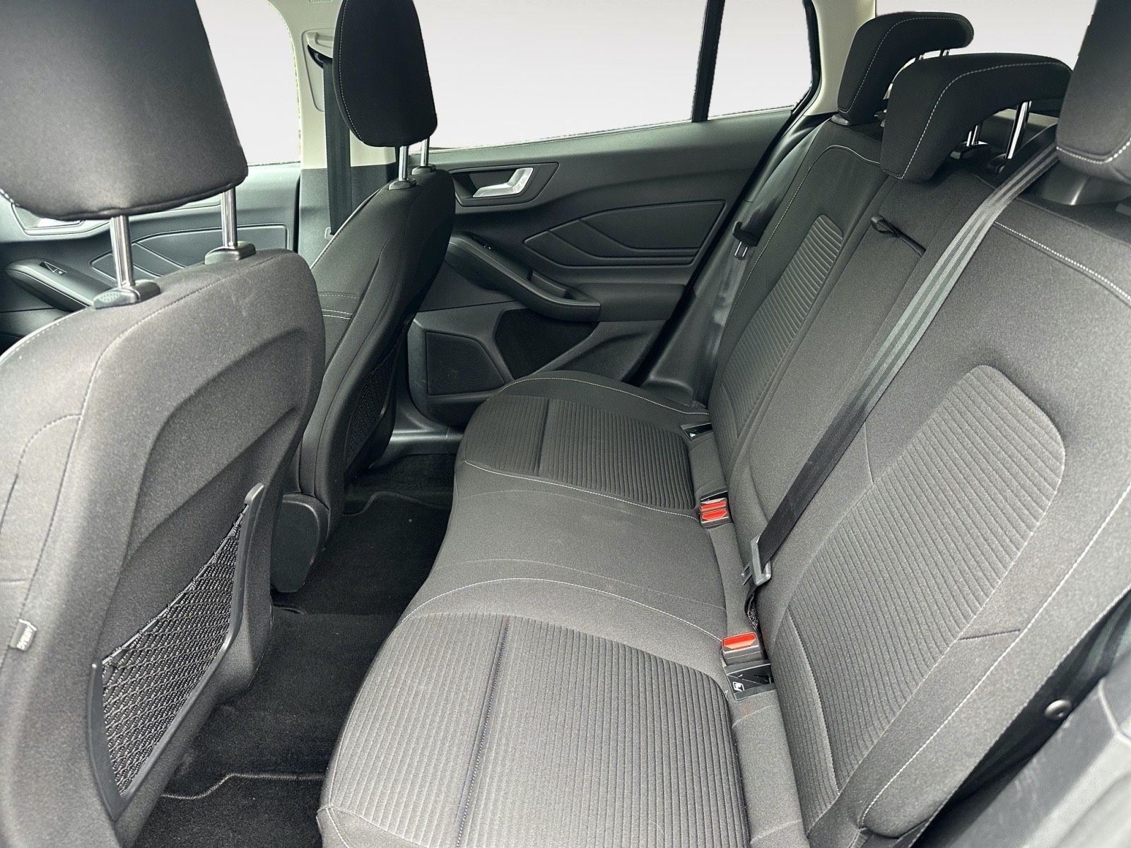 Ford Focus Turnier Titanium - Samsaru's Car Outlet