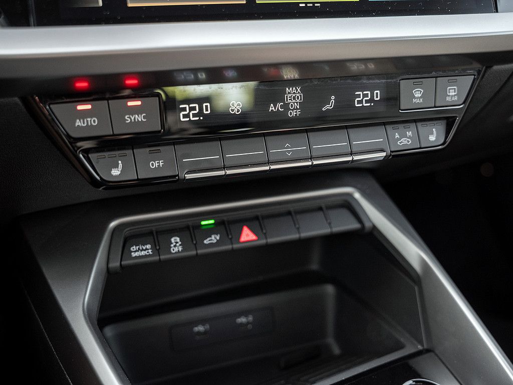 Audi A3 Sportback 40 TFSIe Alu PDC SHZ