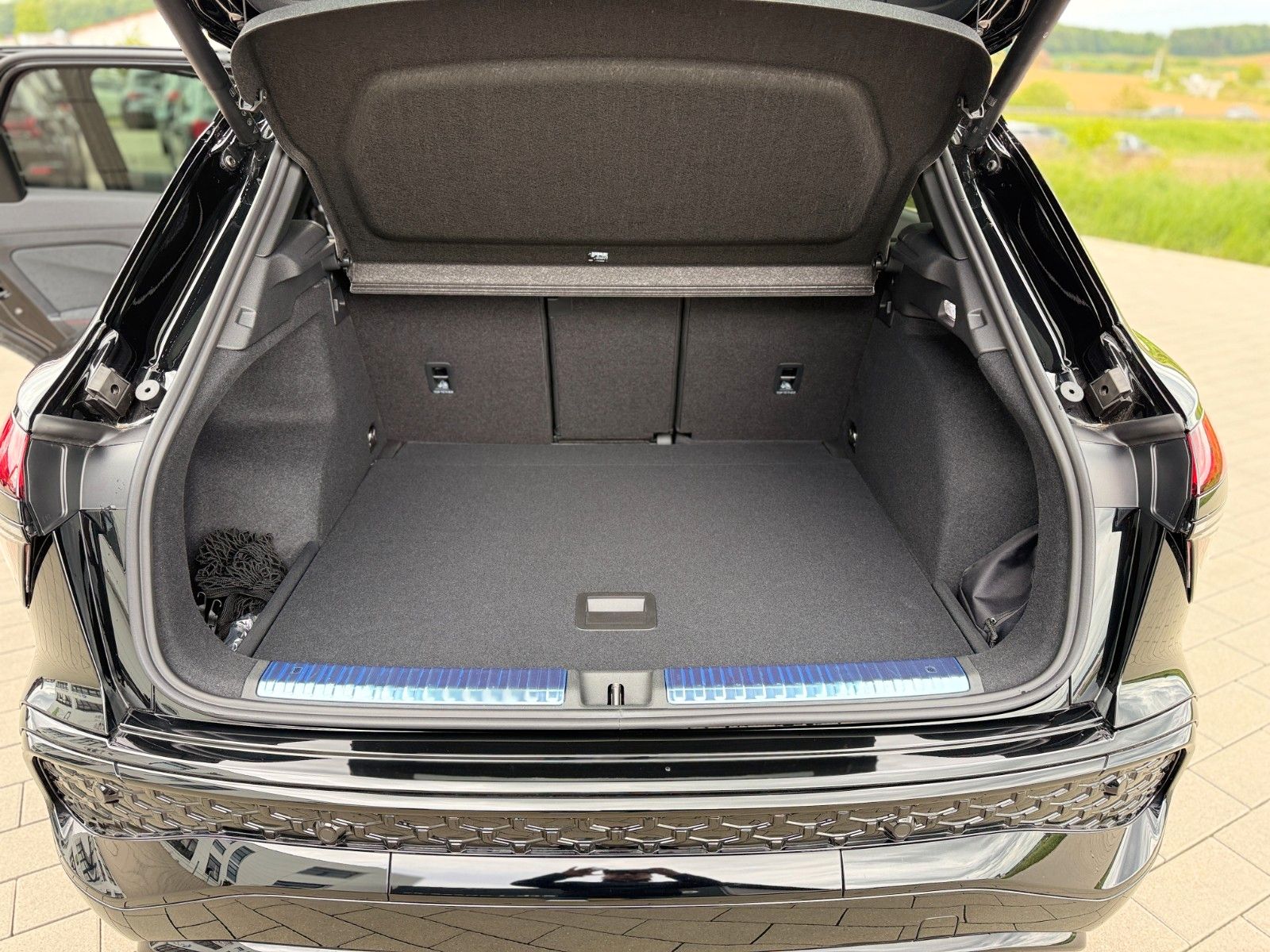 Audi Q3 TFSI S-line S tronic+AHK+PANO+SONOS+