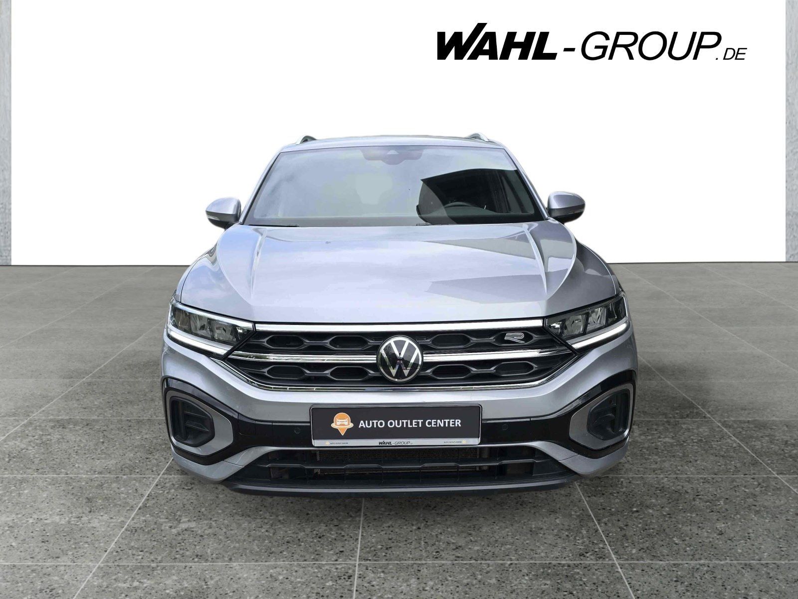 Volkswagen T-Roc 1.5 TSI R-LINE DSG - Samsaru's Car Outlet